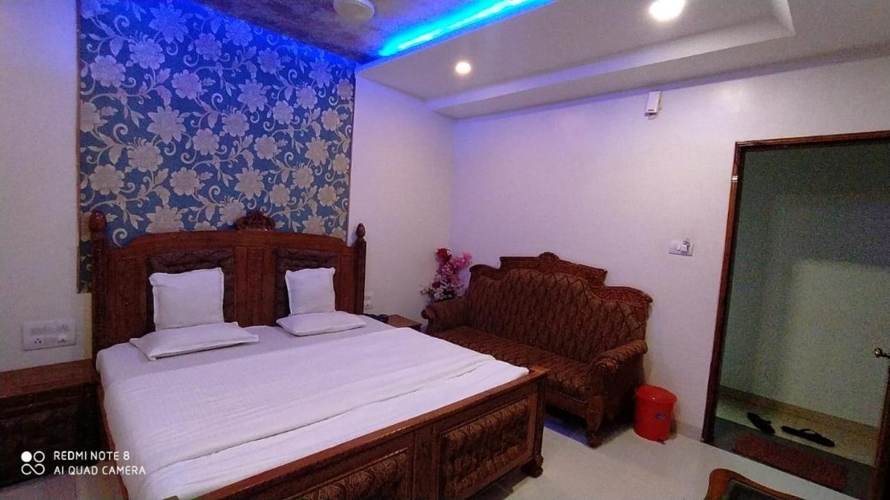 Hotel Shalimar Executive, Uran Islampur Peth  Eksteriør billede